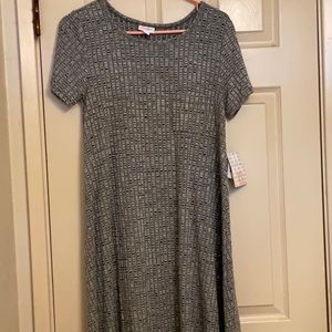 NWT lularoe Carly dress